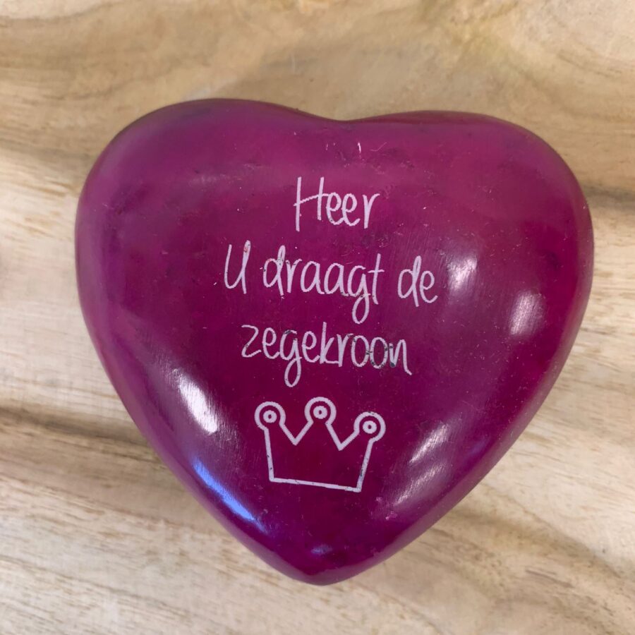 Heer U draagt de zegekroon hart steen - 5500359586 - Fairtrade bij MajesticAlly